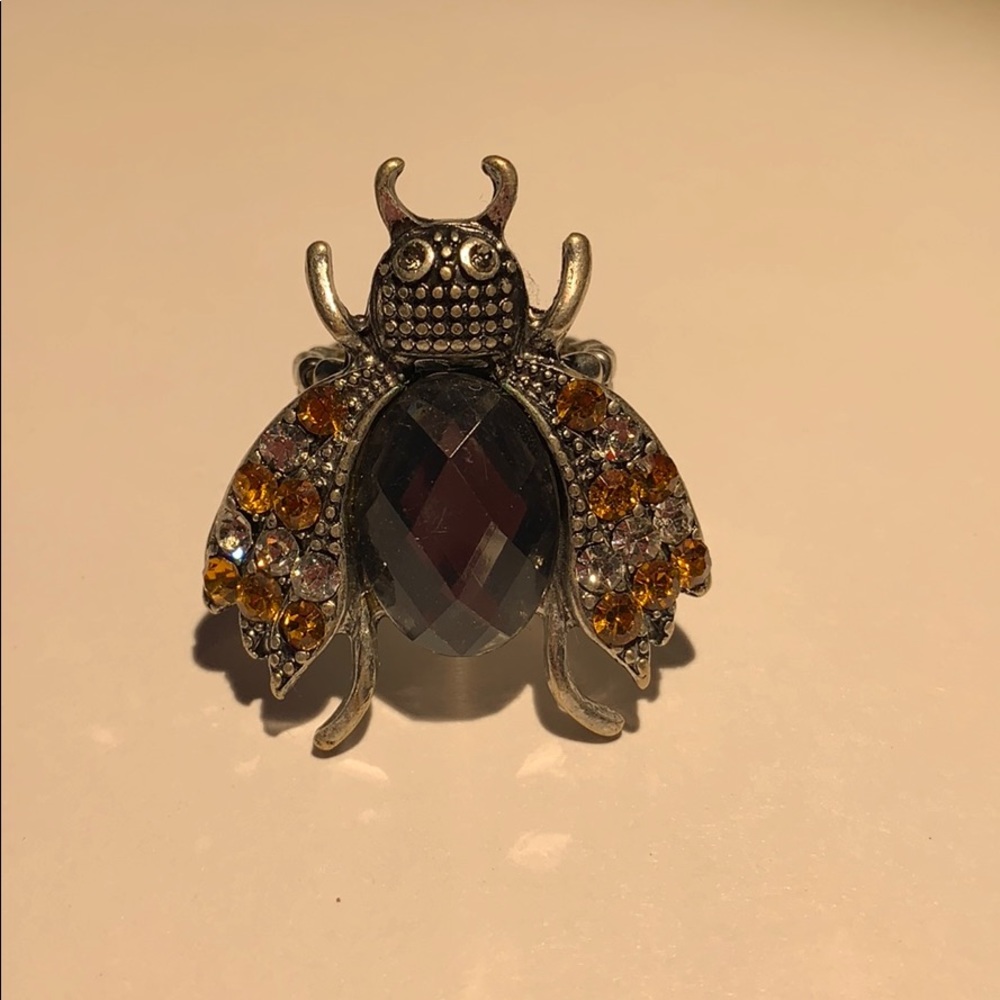 Queen bee ring